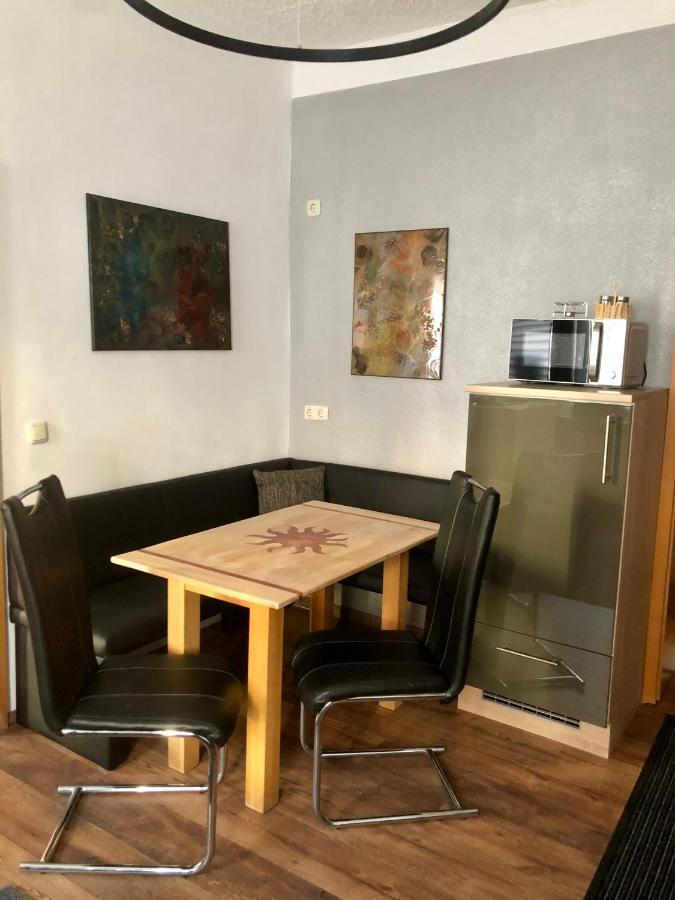 Delux Ferienwohnung Kunstgalerie Und Ilmradweg Kranichfeld Exteriér fotografie